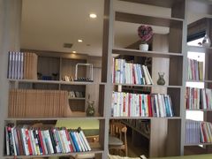 -西安大雁塔科技大学地铁站亚朵酒店