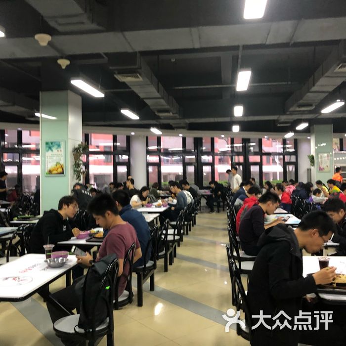 清华大学桃李园餐厅