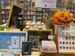 -猫的天空之城概念书店(苏州平江店)