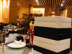 -前海华侨城JW万豪酒店·都会尚膳自助餐厅·牛排海鲜酒水畅飨