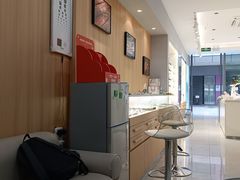 -视野联行眼镜·蔡司·尼康·豪雅·依视路(青浦宝龙店)