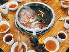 鸳鸯锅-满江红串串香(七道堰街店)
