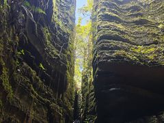 -梭布垭石林景区