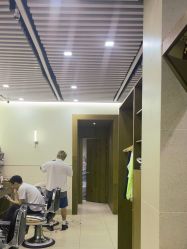 -MARTIN'S BARBER SHOP男士理发馆