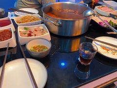 -唯爱KTV聚会餐厅(仙林东城汇店)