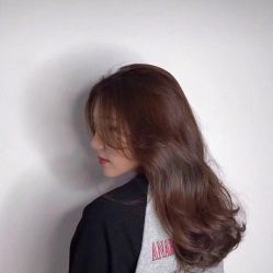 -宝丽源美发造型