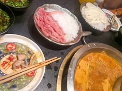 -沸炉重庆老火锅(军事博物馆店)