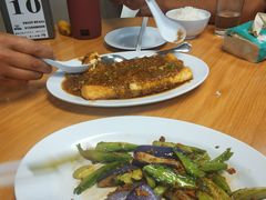 -ZF Seafood Restaurant 卓峰海鲜餐