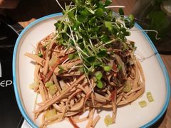 -山城外·非遗酸菜鱼(蜀都万达店)