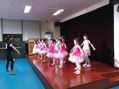 -飞童凡响艺术学校(松江区九里亭校区)