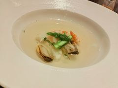 海鲜清汤-恰餐厅及酒吧 CHAR Bar & Grill (北京丽都皇冠假日店)