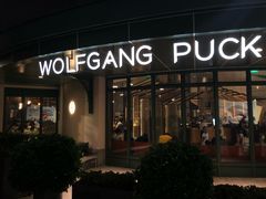 门面-WOLFGANG PUCK KITCHEN & BAR(迪士尼小镇店)