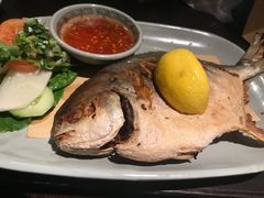 -大头虾越式风味餐厅(光明广场店)