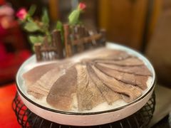 极品翻江鲜毛肚-小龙翻大江文化火锅(宽窄店)