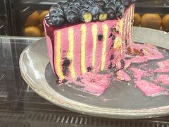 青柠檬蓝莓酸奶芝士蛋糕-Wagas沃歌斯(太古汇店)