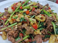 生炒黄牛肉-湖南人家湘菜馆(镇江路店)