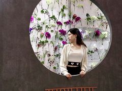 -梅龙镇广场