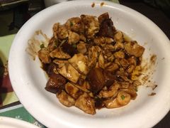 家常蛋白烧肉-刘胖子家常菜·蹄花焖藕(兴业店)