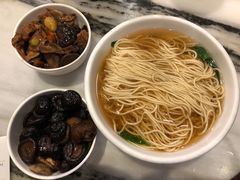 -功德林(南京西路店)
