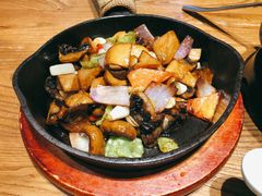 香烤菌菇-云海肴云南菜·蒸汽石锅鱼(北京良乡华冠店)