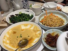 -小菜园新徽菜(南京秦淮龙蟠汇店)