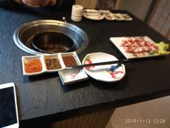 -虎焱炭火烧肉