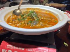 -魏铭鱼头捞饭(晋阳路店)