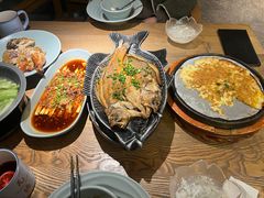 -蜜桃餐厅·伴山(湖滨商业街店)