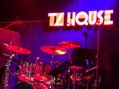 -TZ House音乐现场(茅台店)