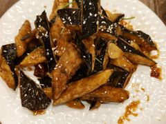 -今鲜源酒店·海鲜锅贴青岛菜(新湛路店)