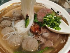 鲜烫牛肉牛丸粿条-一肴·牛肉粿条(深圳湾睿印店)