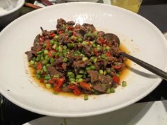 蒜苗炒牛肉-火宫殿·湘菜小吃·商务宴请·生日聚会(东塘店)