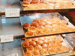 -香港元朗荣华月饼(十八甫路店)