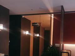 -鸽子侯·家宴·平价海鲜(绿地店)