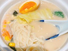 豚骨汤-雷门拉面·现熬骨汤(凯德来福士店)
