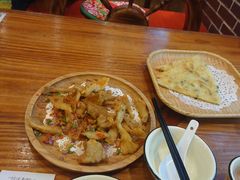 -东北人家铁锅炖(鞍山路店)