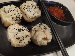-小杨生煎(金山百联购物中心3楼店)