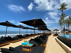 -FINNS Beach Club