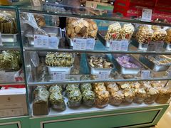 -上海哈尔滨食品厂(合生汇店)