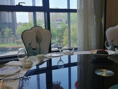 -香山湖家家宴(中山陵店)