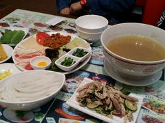 -桥香园正宗过桥米线(机场五店)