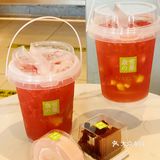 奈雪💕这杯霸气草莓龙卷风也太浪漫惹‼️