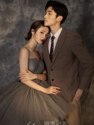 -雨墨婚纱摄影工作室