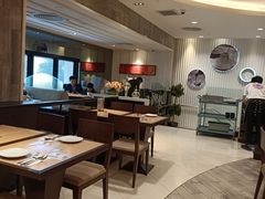 大堂-必胜客(WOW中心城店)