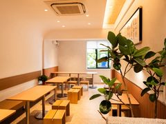 -韩海丽特色美食(秀州路店)