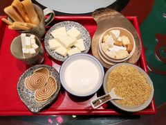 -九十九顶毡房(阜石路店)