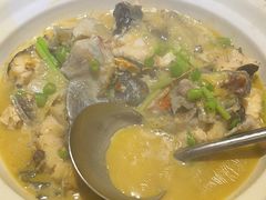 -饭怕鱼·黄焖鲟龙鱼(湖大店)