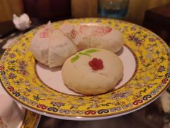 孙尼额芬白糕-富华斋饽饽铺·宫廷糕点·伴手礼(护国新天地店)