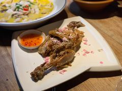 桃花烤鸡-蜜桃餐厅·江浙融合菜(荟聚购物中心店)