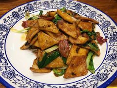 端仕炒饵块-福照楼汽锅鸡·云南菜(护国路店)